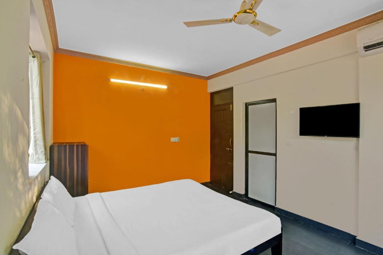 Capital O 85357 Hotel Sai Datta Calangute Eksteriør billede